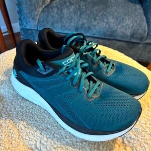 Topo Phantom 2 running shoes